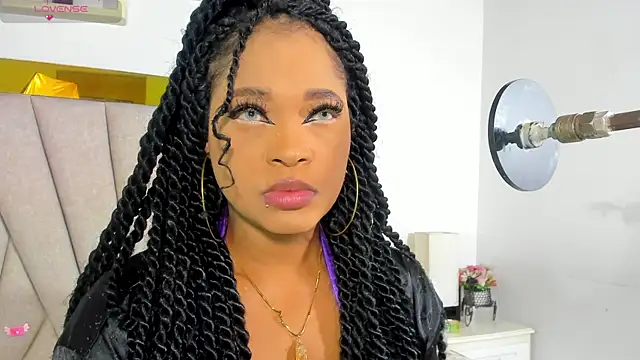 Snapshot of angel_dthroatt chatting on 12/24/24, 12:11 angel dthroatt online show from 12/24/24, 12:11