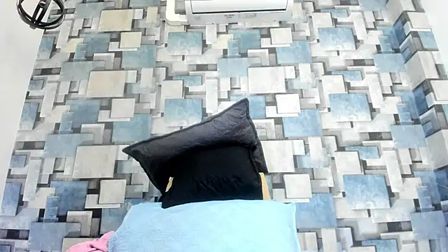 angel dthroatt online show from 04/13/26, 12:10