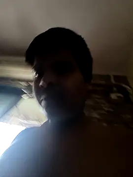 Snapshot of Sand-1 chatting on 12/02/24, 03:47 Sand-1 online show from 12/02/24, 03:47