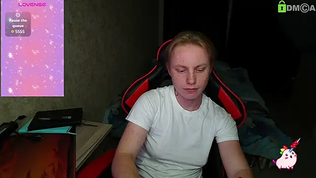 Alexis Gordon online show from 09/18/25, 10:34