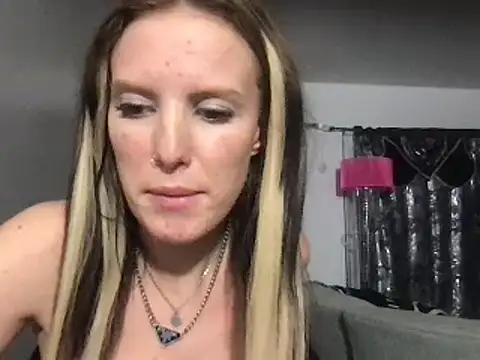 kittycatkendra online show from 02/11/25, 01:52