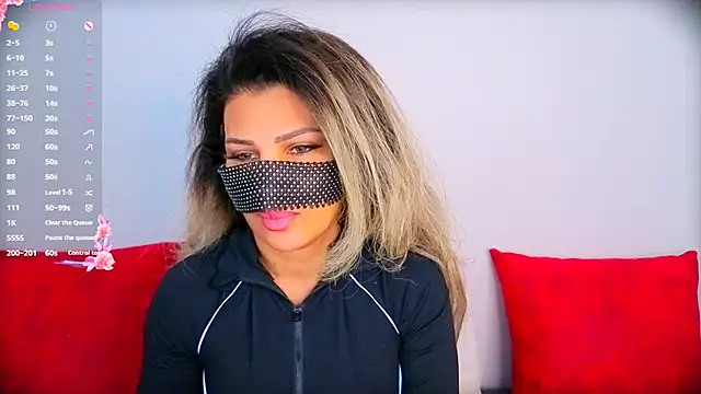 Turkish Latina online show from 10/02/25, 12:12