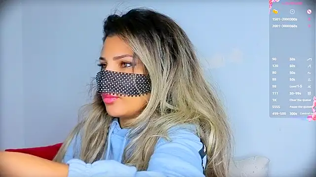 Turkish Latina online show from 10/03/25, 10:51