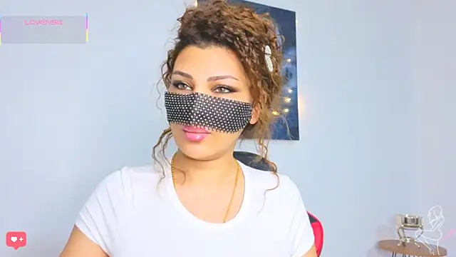 Turkish Latina online show from 03/29/26, 10:32