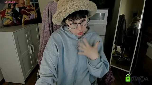 Melissa Wells online show from 09/24/25, 09:07