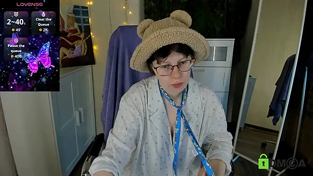 Melissa Wells online show from 10/08/25, 07:17