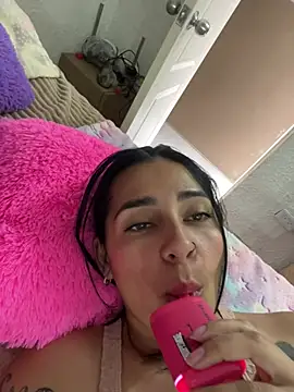 Meganmilk1 online show from 01/19/26, 04:33