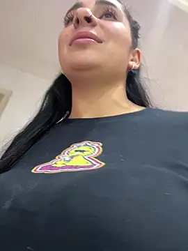 Meganmilk1 online show from 02/04/26, 09:09