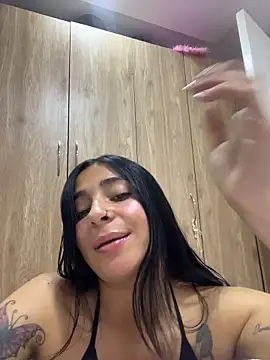 Meganmilk1 online show from 03/10/26, 04:23