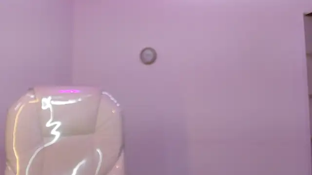 Snapshot of Katty_mouth chatting on 06/19/26, 05:17 Katty mouth online show from 06/19/26, 05:17