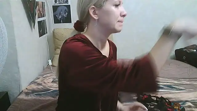 -GoldenGirl- online show from 02/06/25, 11:21