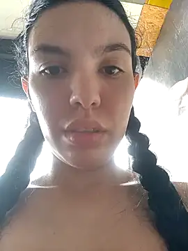 Snapshot of Emperatriiz chatting on 02/06/25, 03:20 Emperatriiz online show from 02/06/25, 03:20