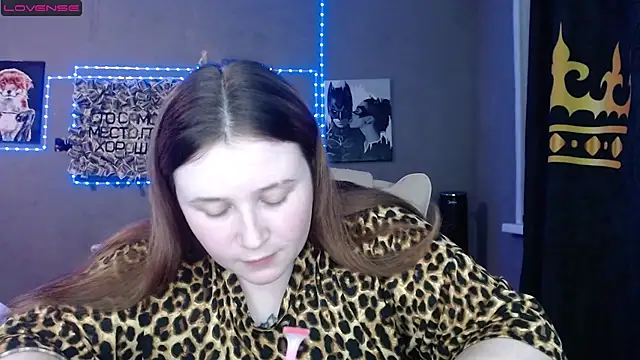 Snapshot of Light_Luna chatting on 06/01/26, 04:20 Light Luna online show from 06/01/26, 04:20