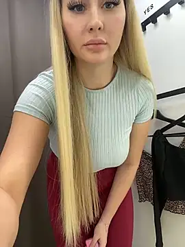 Snapshot of Deonta_ chatting on 12/11/24, 05:15 Deonta online show from 12/11/24, 05:15