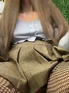 Snapshot of Deonta_ chatting on 02/13/25, 04:22 Deonta online show from 02/13/25, 04:22