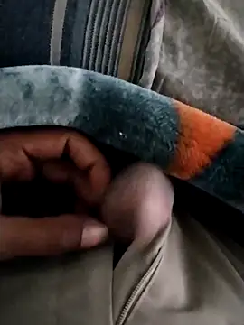 Snapshot of Monster_Bigdick chatting on 01/07/25, 06:27 Monster Bigdick online show from 01/07/25, 06:27