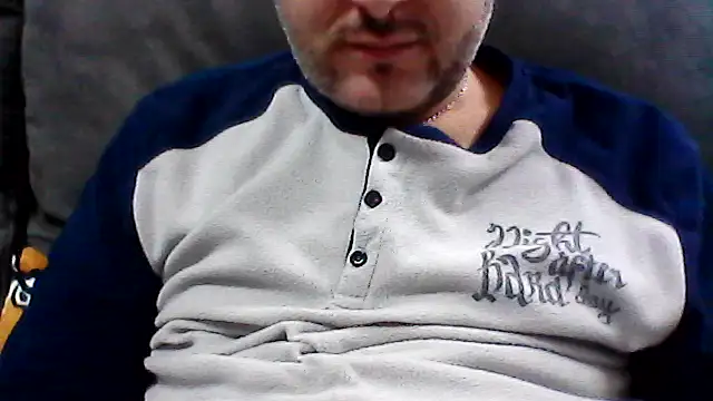 Snapshot of daky_86 chatting on 01/18/26, 05:06 daky 86 online show from 01/18/26, 05:06