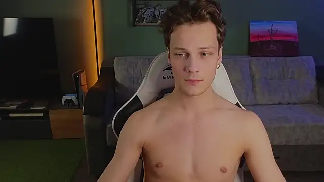 TeddyLiLboy online show from 12/02/25, 04:46