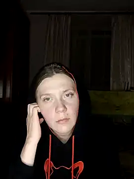 Snapshot of LeraSweet chatting on 12/11/24, 08:07 LeraSweet online show from 12/11/24, 08:07