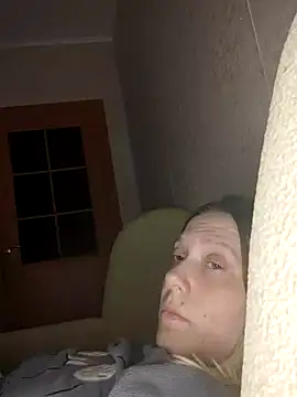 Snapshot of LeraSweet chatting on 03/06/25, 08:05 LeraSweet online show from 03/06/25, 08:05