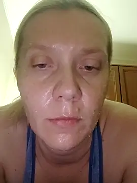 Snapshot of LeraSweet chatting on 09/21/25, 07:15 LeraSweet online show from 09/21/25, 07:15