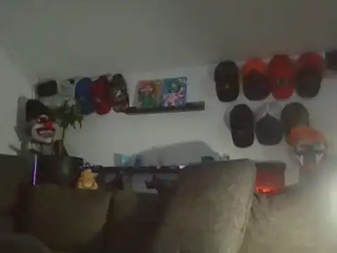 Snapshot of eltoulou chatting on 01/22/25, 11:10 eltoulou online show from 01/22/25, 11:10