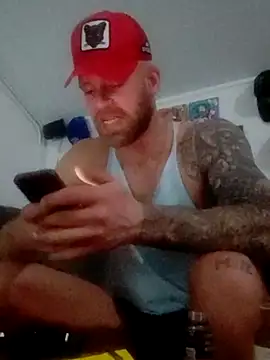 Snapshot of eltoulou chatting on 02/04/25, 08:28 eltoulou online show from 02/04/25, 08:28