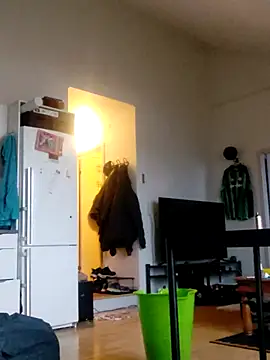 Snapshot of eltoulou chatting on 02/24/25, 03:53 eltoulou online show from 02/24/25, 03:53