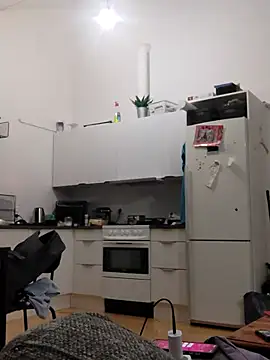 Snapshot of eltoulou chatting on 02/27/25, 06:31 eltoulou online show from 02/27/25, 06:31