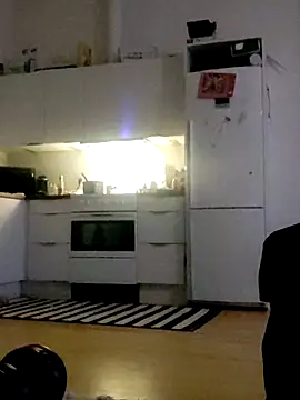 Snapshot of eltoulou chatting on 03/06/25, 11:31 eltoulou online show from 03/06/25, 11:31