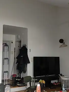 Snapshot of eltoulou chatting on 03/12/25, 11:42 eltoulou online show from 03/12/25, 11:42