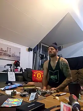 eltoulou online show from 01/06/26, 04:11