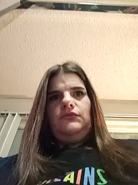 Snapshot of BeckiTooSweet chatting on 12/13/24, 03:05 BeckiTooSweet online show from 12/13/24, 03:05