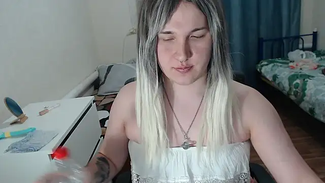 EvaMiron online show from 02/27/26, 10:10