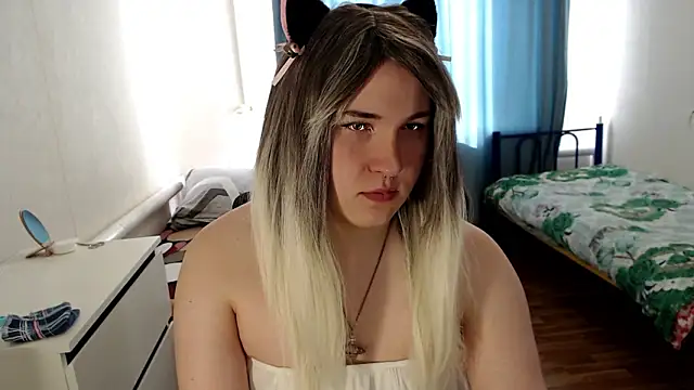 EvaMiron online show from 03/09/26, 09:35