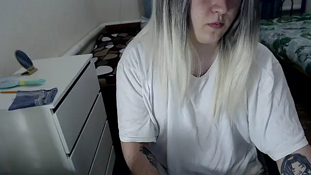 EvaMiron online show from 03/28/26, 04:28