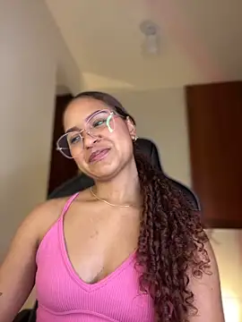 Snapshot of gretta_kler1 chatting on 12/18/24, 01:15 gretta kler1 online show from 12/18/24, 01:15