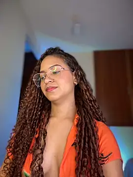 Snapshot of gretta_kler1 chatting on 01/25/25, 05:19 gretta kler1 online show from 01/25/25, 05:19