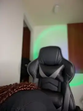 Snapshot of gretta_kler1 chatting on 02/20/25, 02:29 gretta kler1 online show from 02/20/25, 02:29