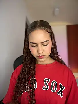 Snapshot of gretta_kler1 chatting on 03/03/25, 02:48 gretta kler1 online show from 03/03/25, 02:48