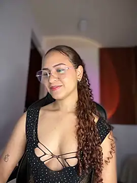 Snapshot of gretta_kler1 chatting on 03/19/25, 02:35 gretta kler1 online show from 03/19/25, 02:35