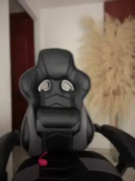 Snapshot of gretta_kler1 chatting on 10/01/25, 11:05 gretta kler1 online show from 10/01/25, 11:05