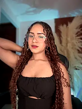 Snapshot of gretta_kler1 chatting on 12/03/25, 09:46 gretta kler1 online show from 12/03/25, 09:46