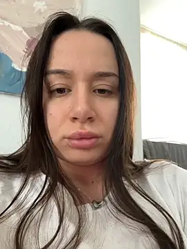 Snapshot of deliaroyal chatting on 02/10/26, 12:31 deliaroyal online show from 02/10/26, 12:31