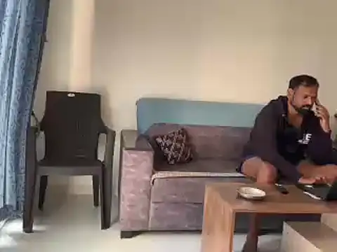 Snapshot of lovbombayduck11 chatting on 12/22/24, 10:28 lovbombayduck11 online show from 12/22/24, 10:28