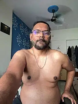 lovbombayduck11 online show from 06/21/26, 09:45