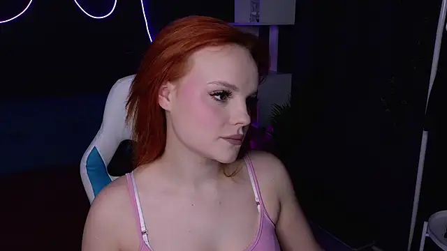 Snapshot of KristiRosee chatting on 02/11/25, 01:20 KristiRosee online show from 02/11/25, 01:20