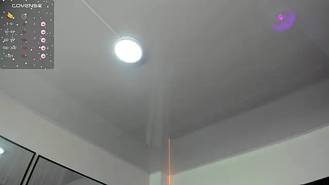 natalia curvy1 online show from 02/28/25, 05:37