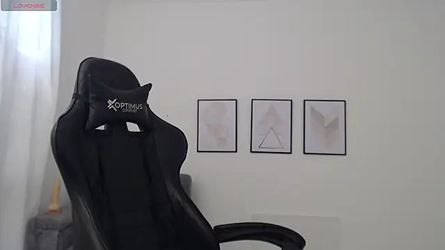 natalia curvy1 online show from 09/19/25, 06:08