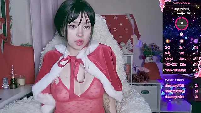 Snapshot of berrybaebaby chatting on 12/27/24, 04:15 berrybaebaby online show from 12/27/24, 04:15